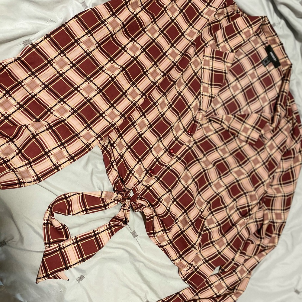 Forever 21+ Plaid Tie-Up Collared Crop Top